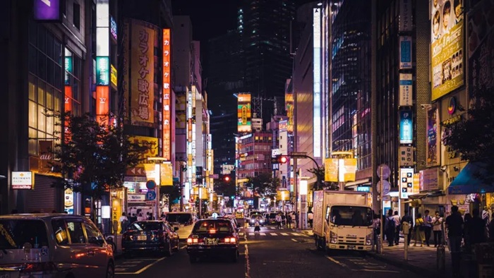 From London to Tokyo, premiumization redefines retail and office markets