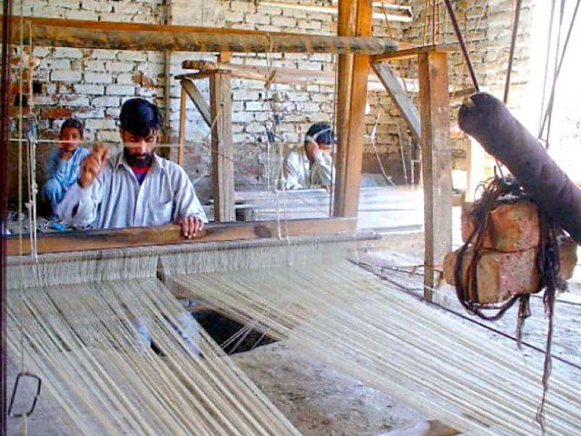 Pakistans weaving sector 2
