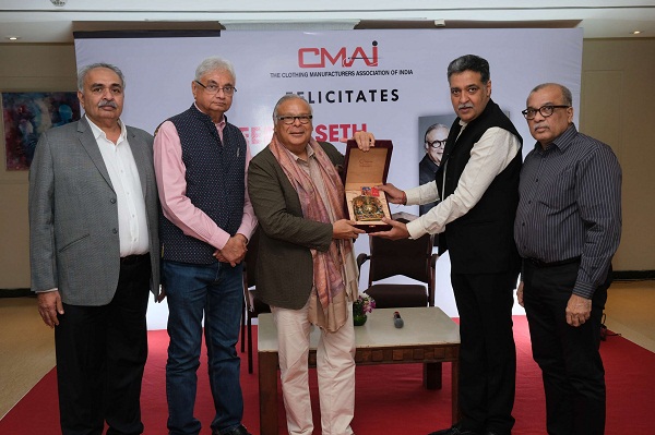 CMAI felicitates Deepak Seth, Chairman, Pearl Group for inspiring his business acumen