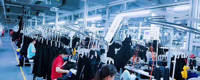 China remains worlds top manufacturer as export share declines