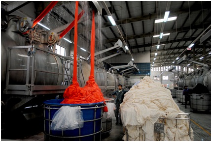 Focus on sustainable dyeing methods that recycles carbon-dioxide, saves water