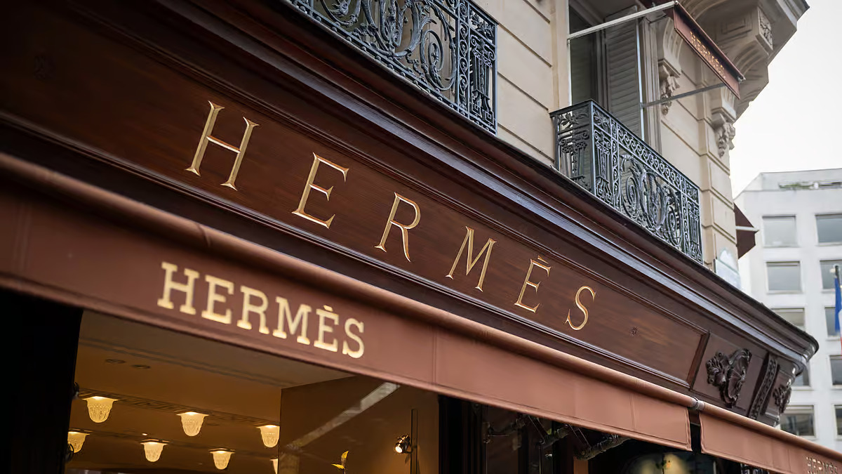 Hermès' Singular Vision Pays Off: Overtakes LVMH in market cap through decades of disciplined growth